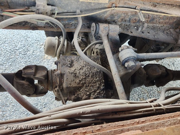 image for item MK9412 2007 International 7400  dump truck