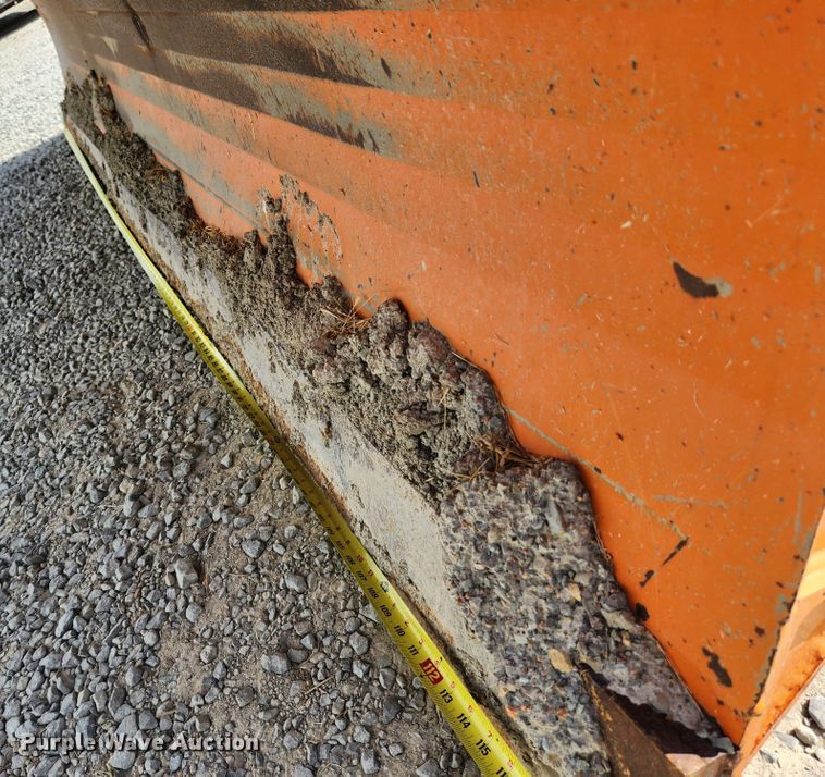 image for item MK9412 2007 International 7400  dump truck