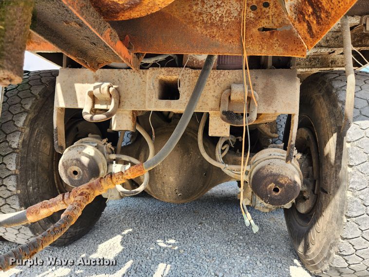 image for item MK9412 2007 International 7400  dump truck