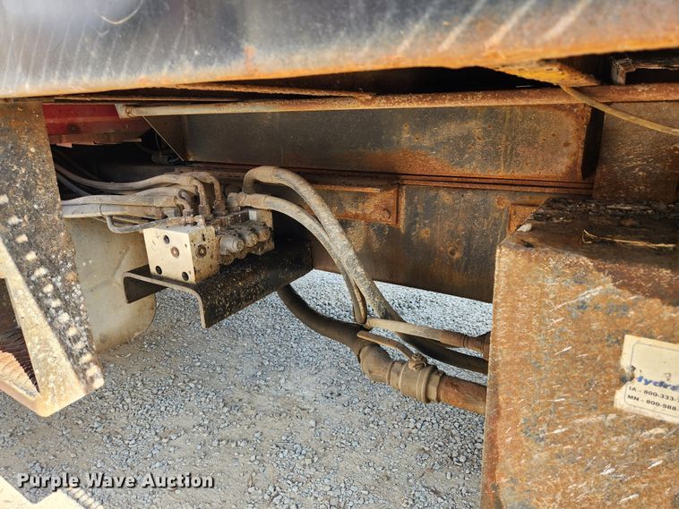 image for item MK9412 2007 International 7400  dump truck