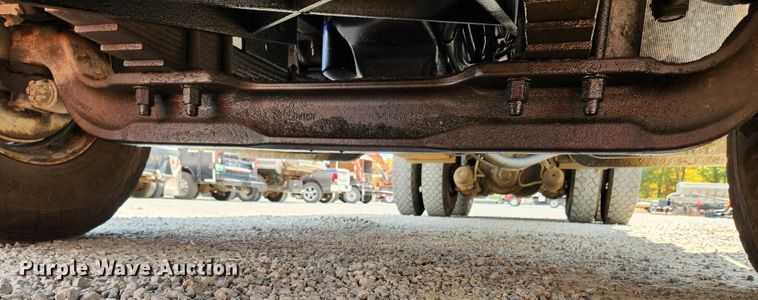 image for item MK9412 2007 International 7400  dump truck