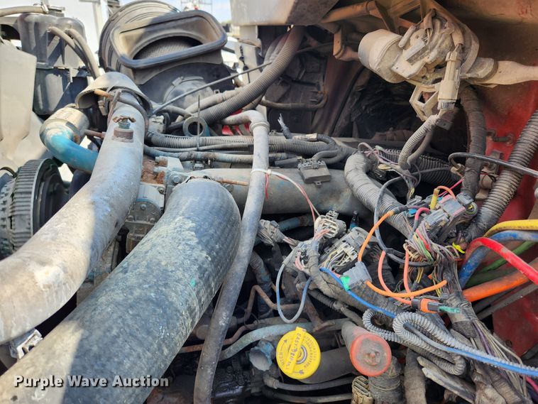 image for item MK9412 2007 International 7400  dump truck