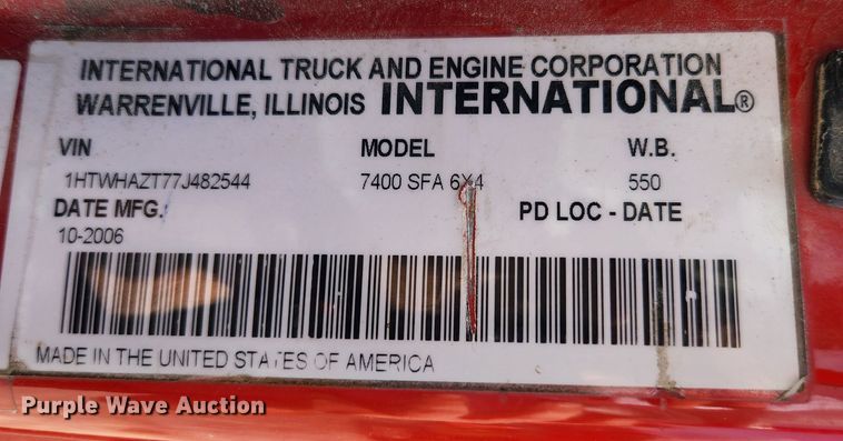 image for item MK9412 2007 International 7400  dump truck