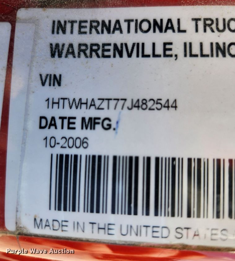 image for item MK9412 2007 International 7400  dump truck