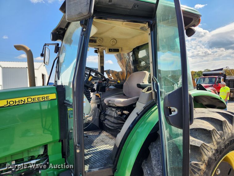 image for item MK9413 John Deere 5085M  tractor