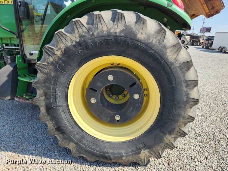 image for item MK9413 John Deere 5085M  tractor