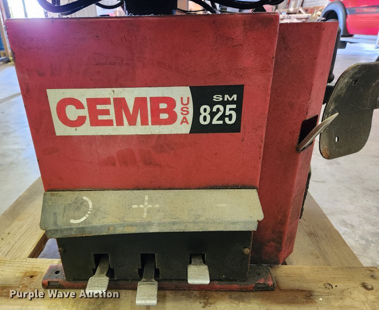 image for item MK9425 Cemb SM825  tire machine