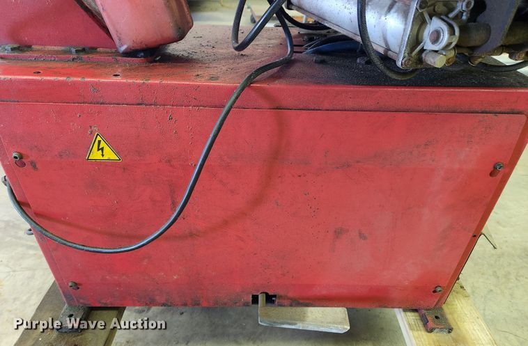 image for item MK9425 Cemb SM825  tire machine