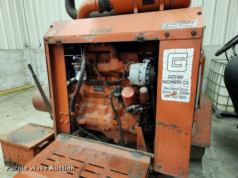 image for item MK9426 1995 Mobark 17  wood chipper