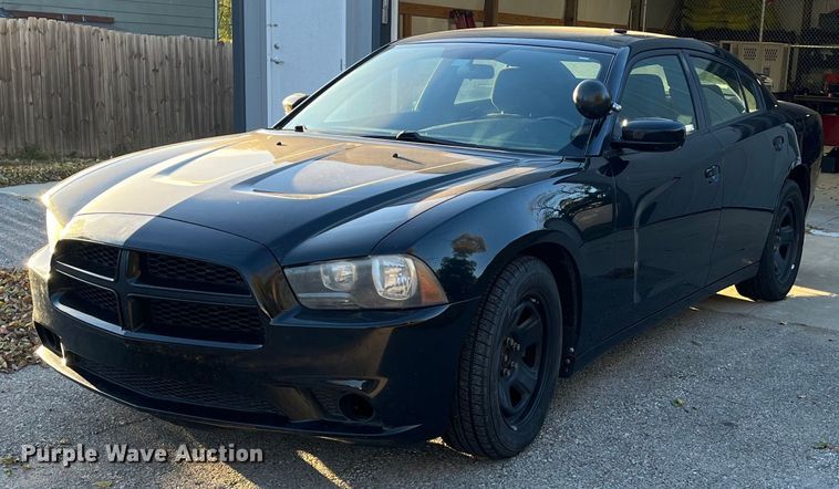 image for item MN9327 2013 Dodge Charger Police