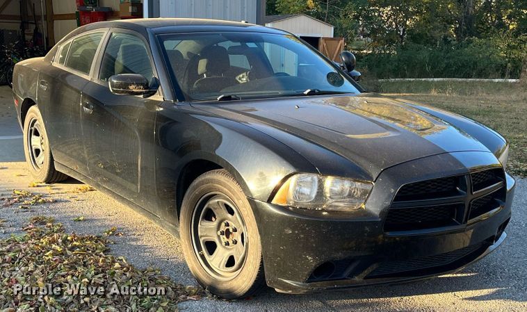 image for item MN9327 2013 Dodge Charger Police