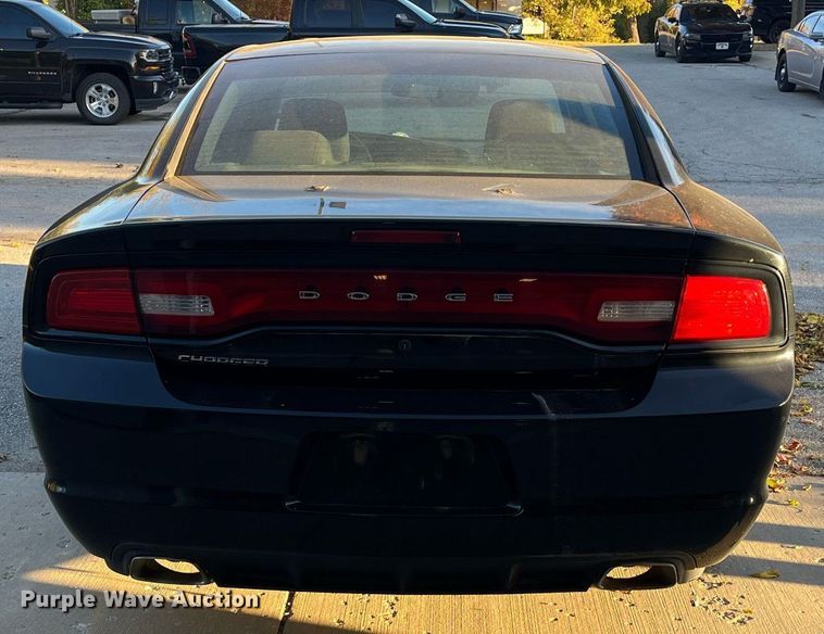 image for item MN9327 2013 Dodge Charger Police