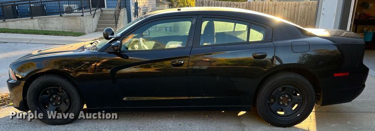 image for item MN9327 2013 Dodge Charger Police