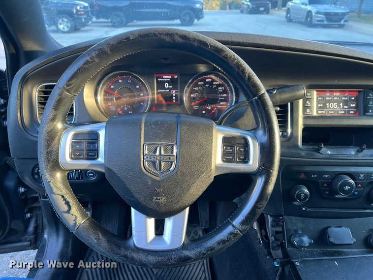 image for item MN9327 2013 Dodge Charger Police