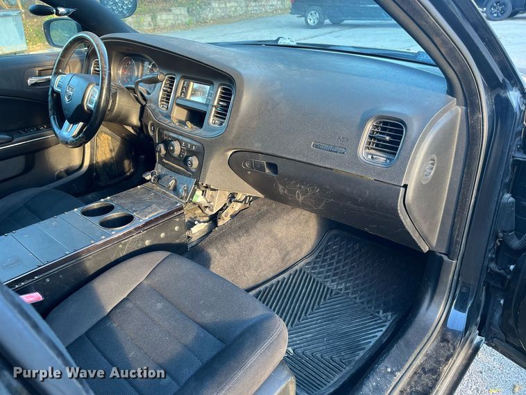 image for item MN9327 2013 Dodge Charger Police