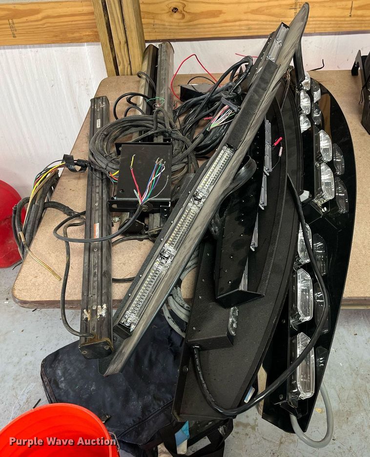 image for item MN9329 Automotive accessories