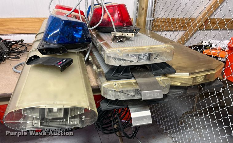 image for item MN9329 Automotive accessories