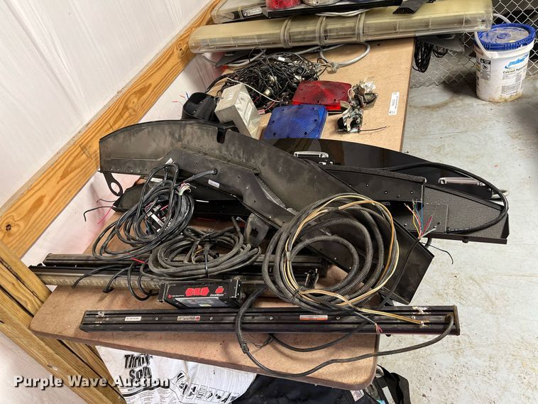 image for item MN9329 Automotive accessories