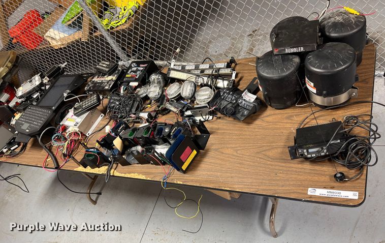 image for item MN9330 Automotive accessories