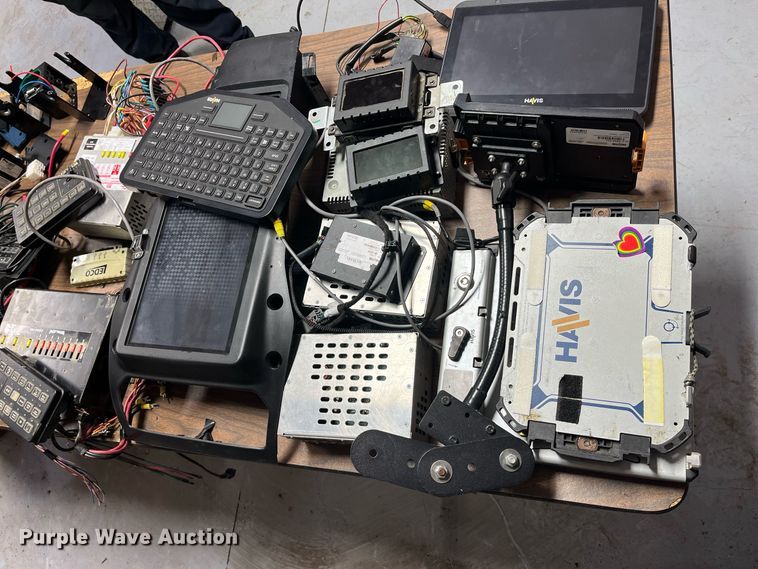 image for item MN9330 Automotive accessories