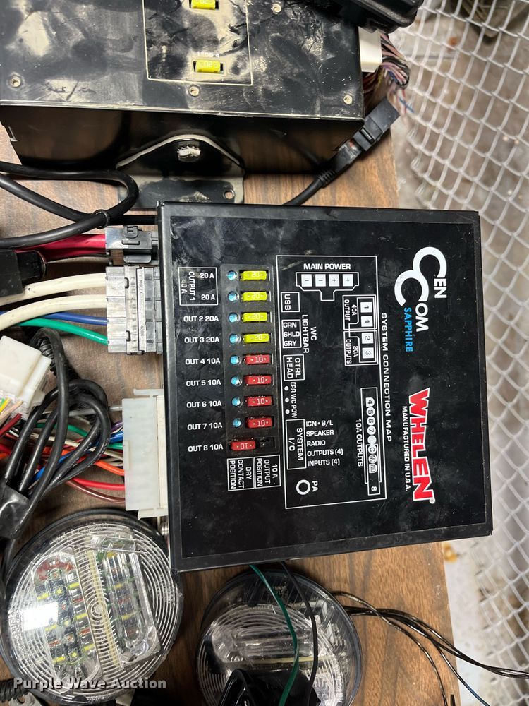 image for item MN9330 Automotive accessories