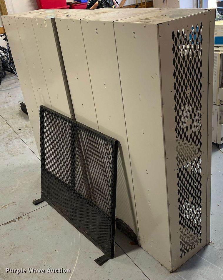 image for item MN9331 (2) lockers