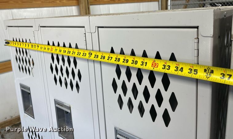 image for item MN9331 (2) lockers