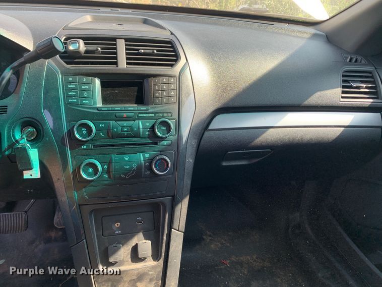 image for item MR9441 2017 Ford Explorer Police Interceptor  SUV