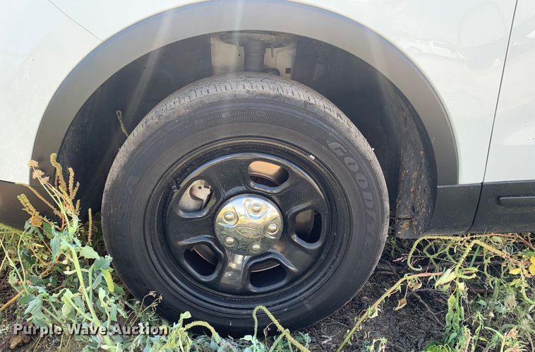 image for item MR9441 2017 Ford Explorer Police Interceptor  SUV