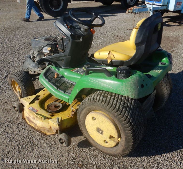 image for item MU9763 John Deere X500  lawn mower