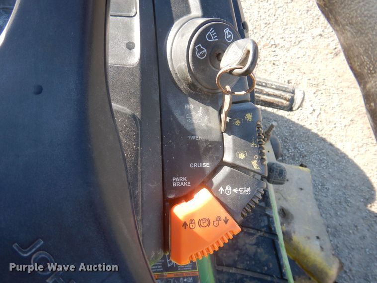 image for item MU9763 John Deere X500  lawn mower