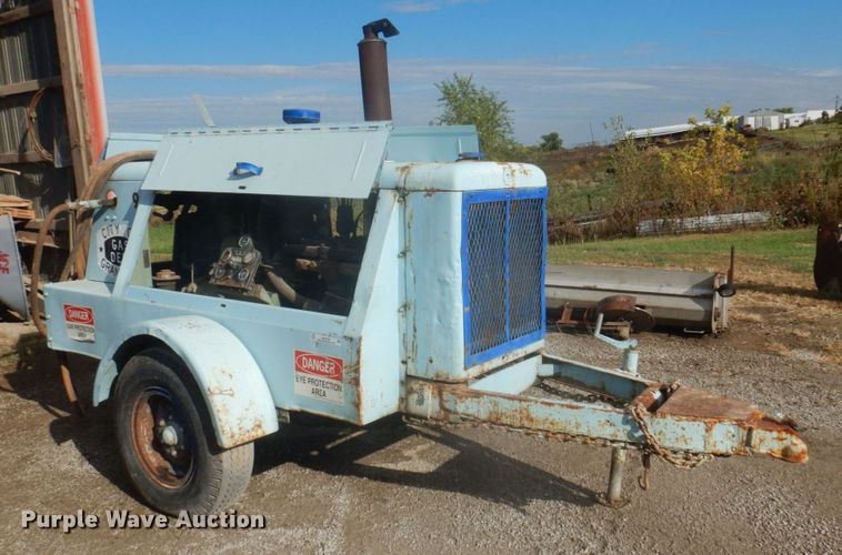 image for item MU9764 1967 Gardner Denver  air compressor