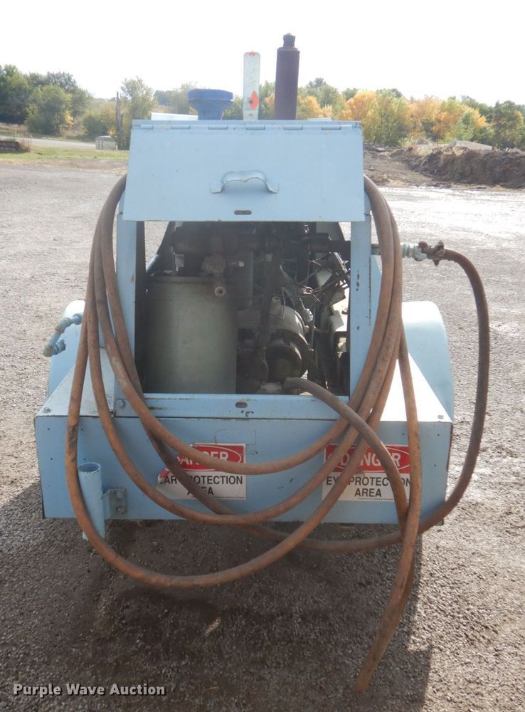 image for item MU9764 1967 Gardner Denver  air compressor