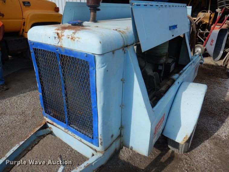 image for item MU9764 1967 Gardner Denver  air compressor