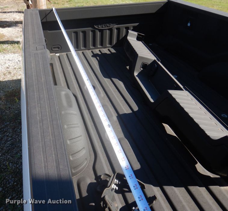 image for item MU9765 8' L pickup bed