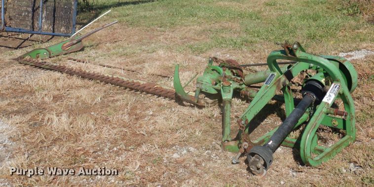 image for item MU9766 John Deere 350  sickle mower