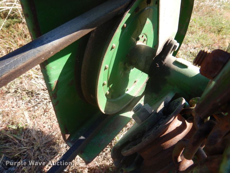 image for item MU9766 John Deere 350  sickle mower