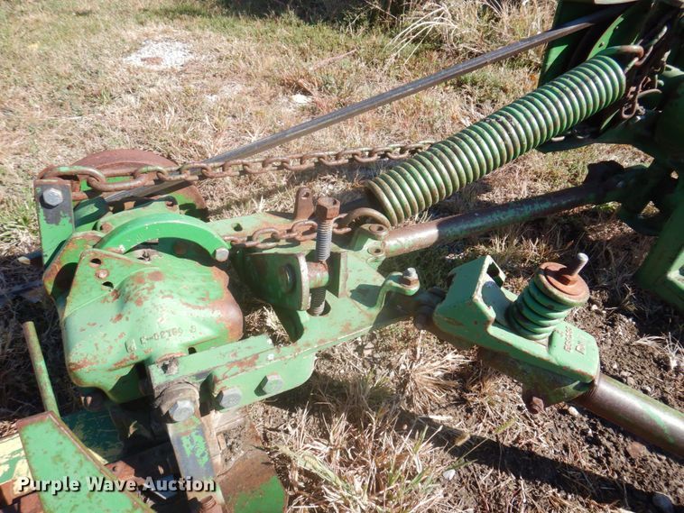 image for item MU9766 John Deere 350  sickle mower