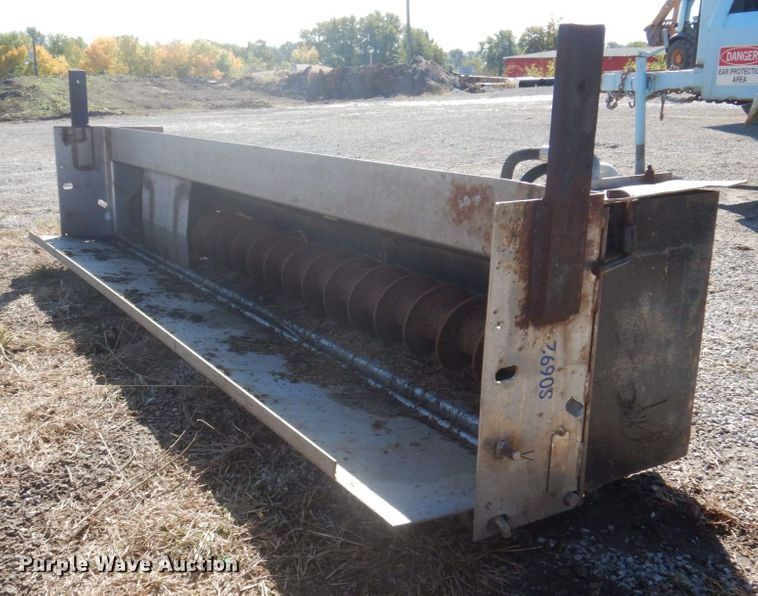 image for item MU9767 Monroe MS966-RF-SS  spreader