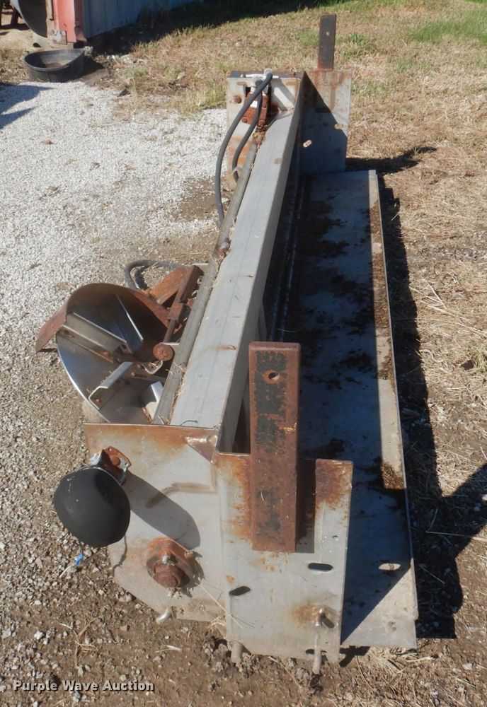 image for item MU9767 Monroe MS966-RF-SS  spreader