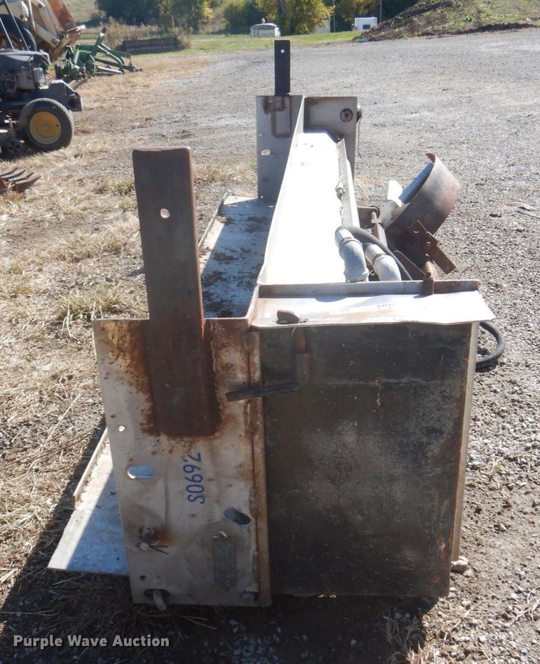 image for item MU9767 Monroe MS966-RF-SS  spreader