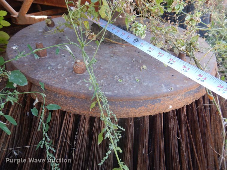 image for item MU9769 Elgin Pelican  street sweeper truck