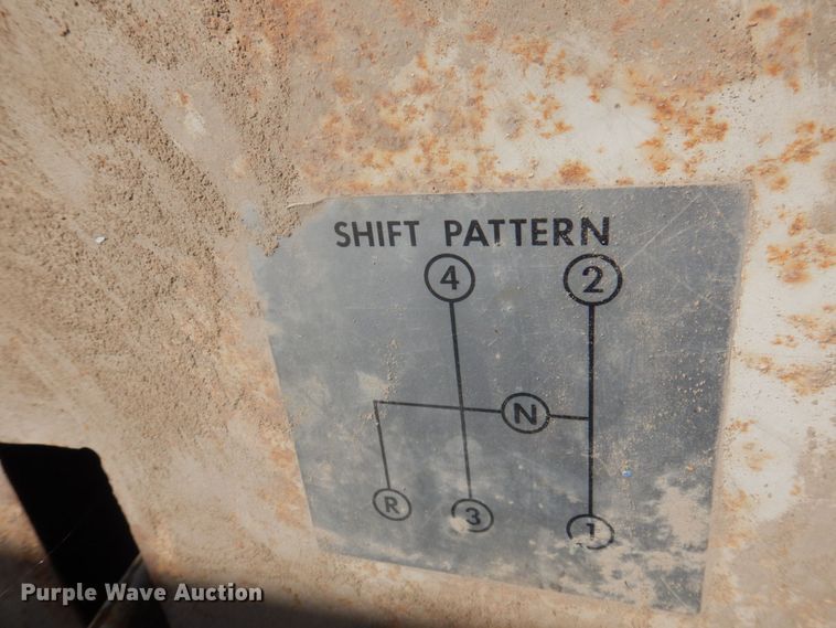 image for item MU9769 Elgin Pelican  street sweeper truck