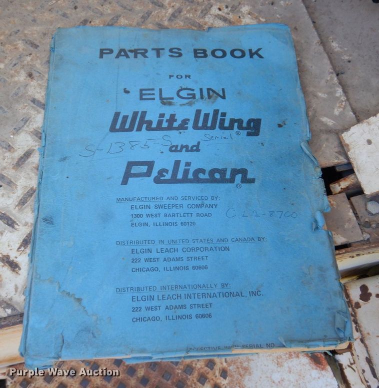 image for item MU9769 Elgin Pelican  street sweeper truck