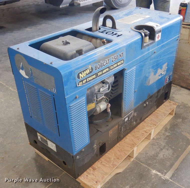 image for item MW9296 Miller Bobcat 250 NT  welder/generator