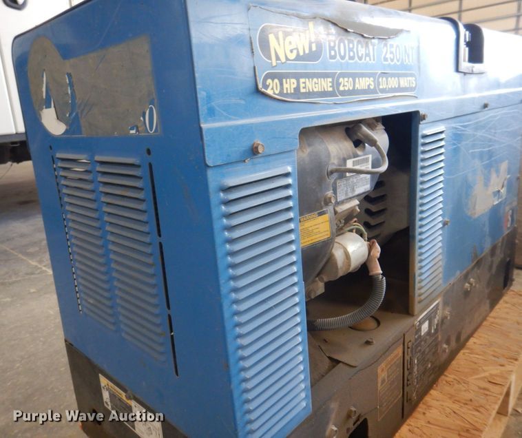image for item MW9296 Miller Bobcat 250 NT  welder/generator