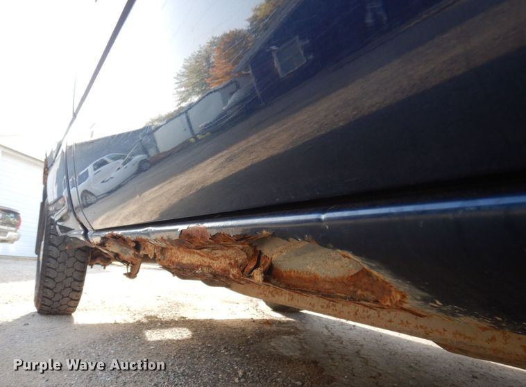 image for item MW9305 2000 Chevrolet Silverado 1500  pickup truck