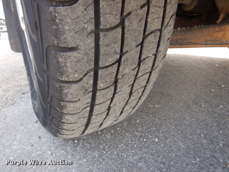 image for item MW9305 2000 Chevrolet Silverado 1500  pickup truck