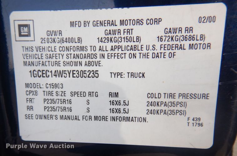 image for item MW9305 2000 Chevrolet Silverado 1500  pickup truck