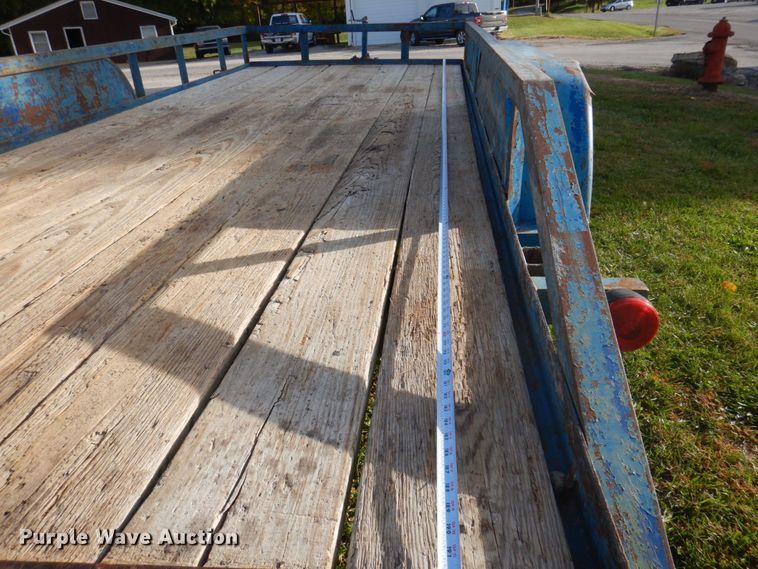 image for item MW9306 1994 Shop built  utility trailer